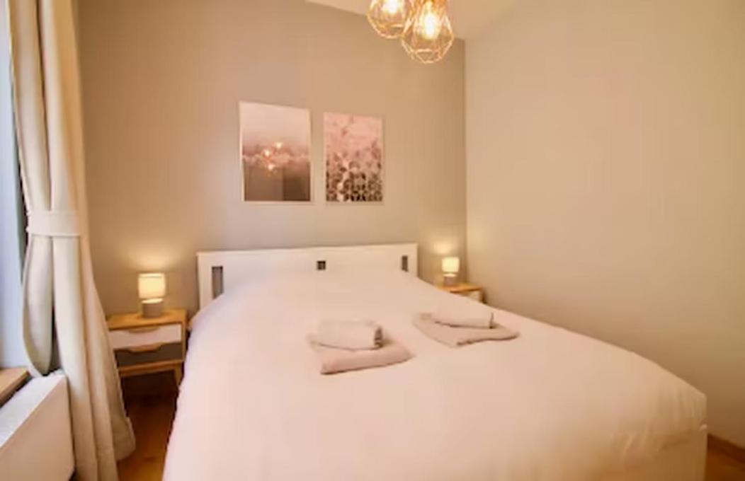 Heart Of Grand Place - Stunning 2Br Duplex Brüsszel Kültér fotó